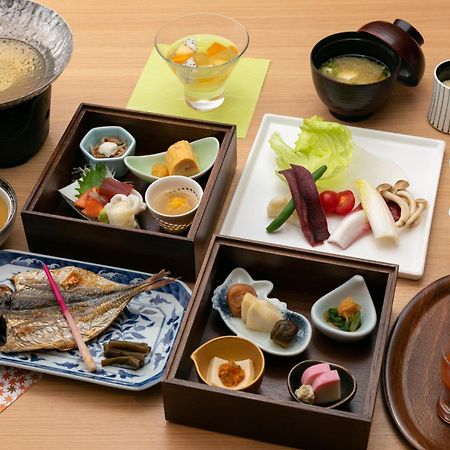 Oku Yugawara Sansuirou Hotel Eksteriør billede