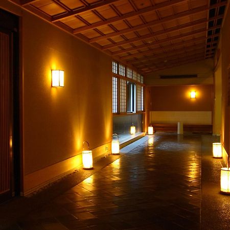Oku Yugawara Sansuirou Hotel Eksteriør billede
