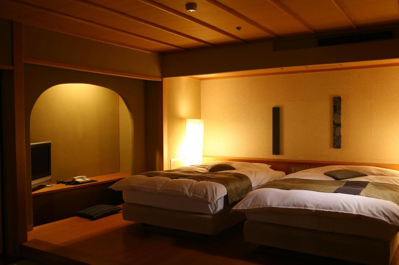 Oku Yugawara Sansuirou Hotel Eksteriør billede