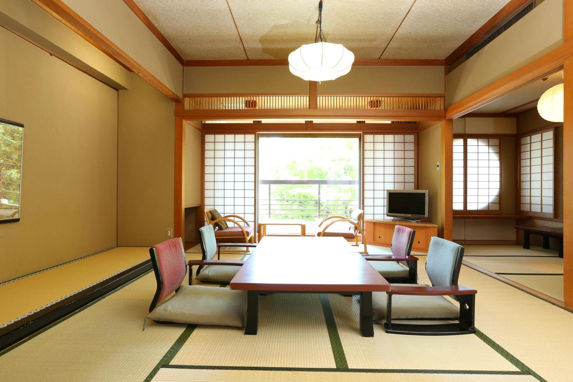 Oku Yugawara Sansuirou Hotel Værelse billede